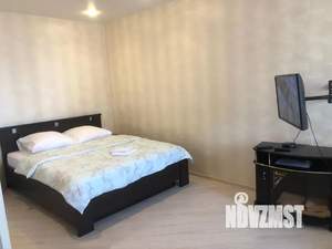 1-к квартира, посуточно, 40м2, 19/25 этаж