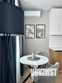 Студия квартира, посуточно, 28м2, 10/17 этаж