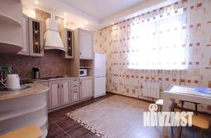 2-к квартира, посуточно, 76м2, 1/1 этаж