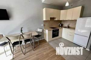 2-к квартира, посуточно, 48м2, 8/25 этаж