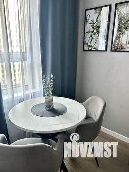 Студия квартира, посуточно, 28м2, 10/17 этаж