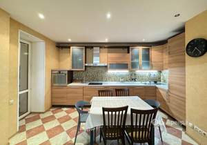 3-к квартира, на длительный срок, 99м2, 7/8 этаж