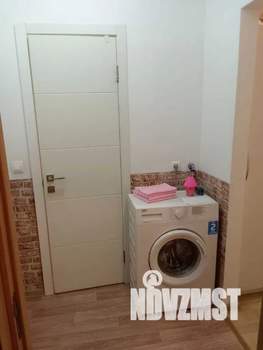 Студия квартира, посуточно, 18м2, 1/17 этаж