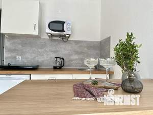 Студия квартира, посуточно, 30м2, 10/25 этаж