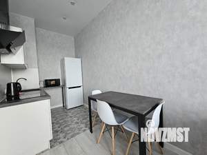 2-к квартира, посуточно, 40м2, 6/20 этаж