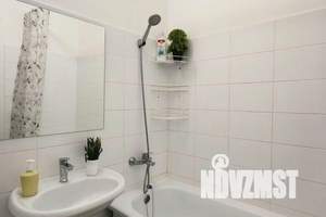 1-к квартира, посуточно, 35м2, 4/17 этаж