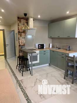 Студия квартира, посуточно, 30м2, 8/18 этаж