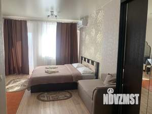 Студия квартира, посуточно, 30м2, 13/25 этаж