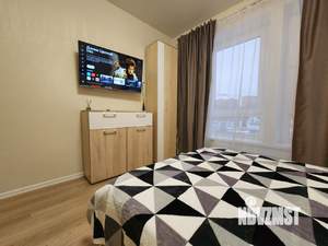 Студия квартира, посуточно, 20м2, 3/25 этаж