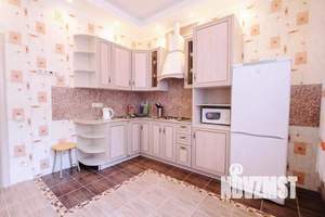 2-к квартира, посуточно, 76м2, 1/1 этаж