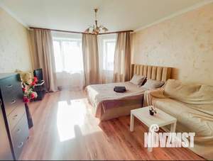 1-к квартира, посуточно, 35м2, 6/25 этаж