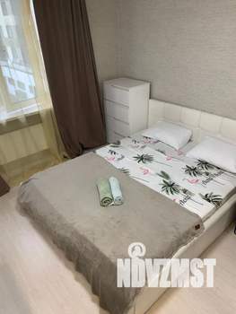 1-к квартира, посуточно, 32м2, 4/18 этаж