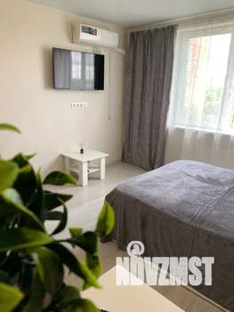 Студия квартира, посуточно, 32м2, 10/25 этаж