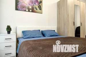 1-к квартира, посуточно, 35м2, 8/17 этаж