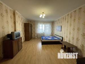 1-к квартира, посуточно, 43м2, 1/1 этаж