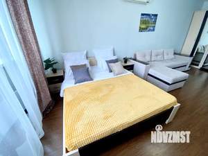 Студия квартира, посуточно, 40м2, 13/17 этаж