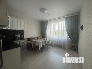 1-к квартира, посуточно, 39м2, 3/25 этаж