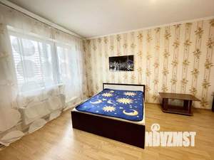 1-к квартира, посуточно, 43м2, 1/1 этаж