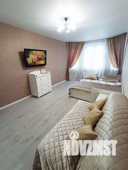 3-к квартира, посуточно, 80м2, 17/23 этаж