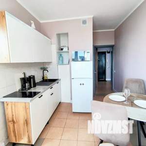 1-к квартира, посуточно, 41м2, 9/17 этаж