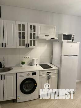 1-к квартира, посуточно, 36м2, 1/1 этаж