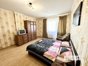 1-к квартира, посуточно, 43м2, 14/25 этаж