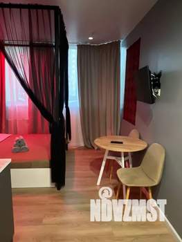 Студия квартира, посуточно, 18м2, 1/17 этаж