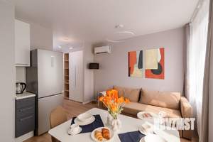 Студия квартира, посуточно, 30м2, 11/17 этаж