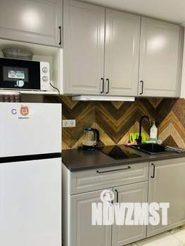 1-к квартира, посуточно, 17м2, 1/1 этаж