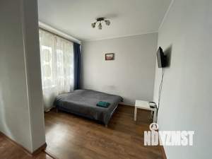 Студия квартира, посуточно, 30м2, 12/25 этаж