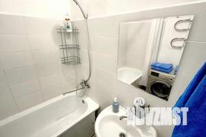 2-к квартира, посуточно, 45м2, 5/17 этаж