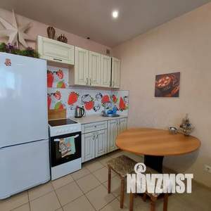 Студия квартира, посуточно, 33м2, 4/17 этаж