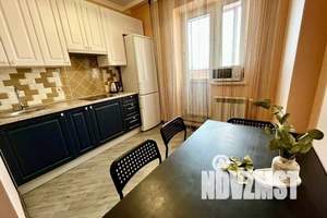 1-к квартира, посуточно, 40м2, 17/22 этаж