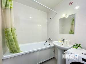 2-к квартира, посуточно, 42м2, 8/25 этаж