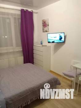 Студия квартира, посуточно, 18м2, 1/17 этаж