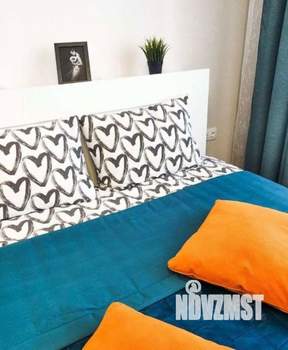 Студия квартира, посуточно, 30м2, 14/25 этаж