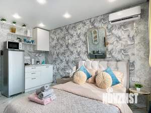 Студия квартира, посуточно, 20м2, 7/25 этаж