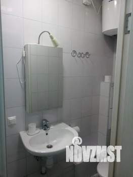 1-к квартира, посуточно, 18м2, 1/2 этаж