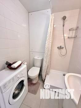 Студия квартира, посуточно, 30м2, 10/25 этаж