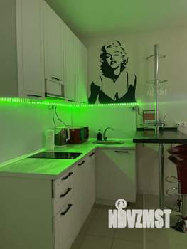 Студия квартира, посуточно, 28м2, 11/17 этаж