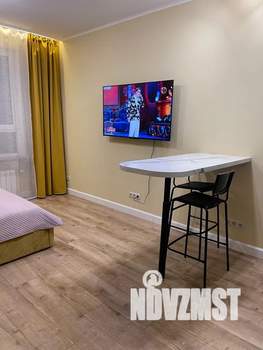 Студия квартира, посуточно, 27м2, 11/25 этаж