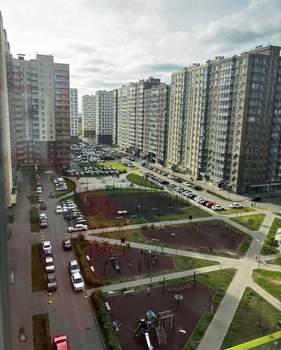 2-к квартира, вторичка, 57м2, 10/17 этаж