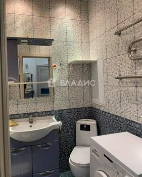 2-к квартира, вторичка, 60м2, 9/9 этаж