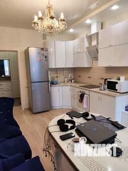 2-к квартира, вторичка, 56м2, 15/18 этаж