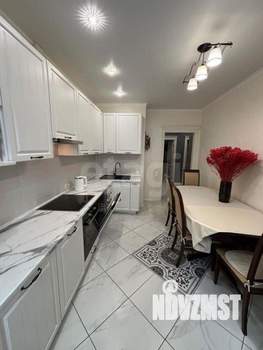 2-к квартира, вторичка, 52м2, 1/17 этаж