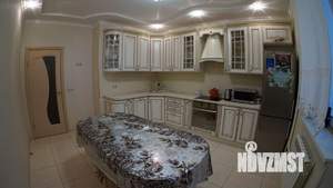 3-к квартира, вторичка, 101м2, 11/17 этаж