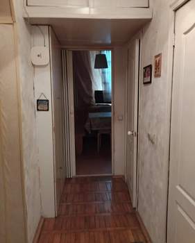 2-к квартира, вторичка, 47м2, 1/4 этаж