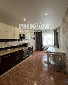 2-к квартира, вторичка, 55м2, 4/17 этаж