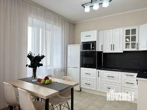 2-к квартира, вторичка, 45м2, 9/17 этаж