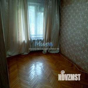 2-к квартира, вторичка, 42м2, 1/9 этаж